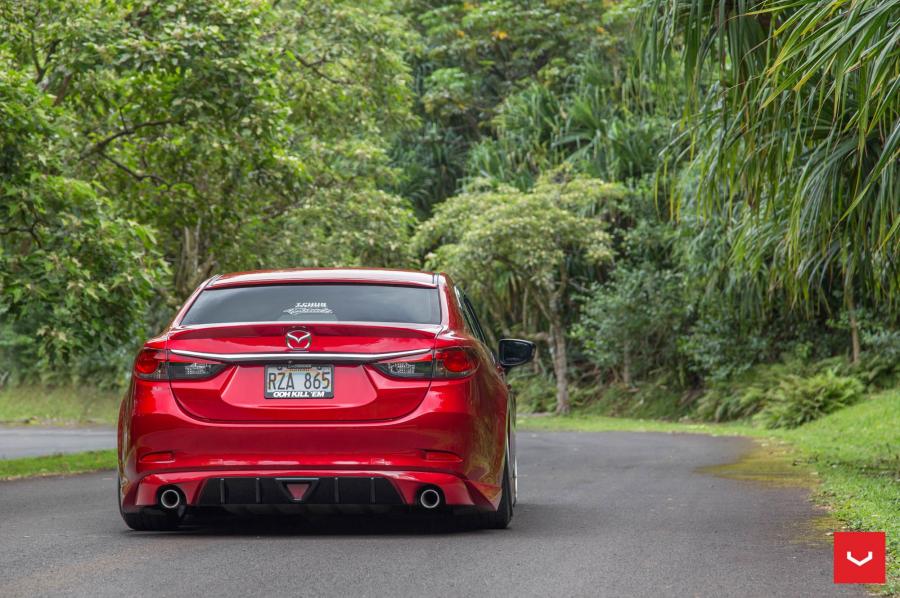  Mazda6 X Work on Vossen Wheels (CVT) 2017 года  (фото 7 из 10)